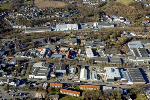 Aerial view, industrial estate Am Hasper Bahnhof, Christian-Rohlfs-Gymnasium, Geweke primary school