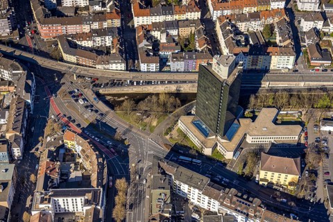 Aerial view, elevated road Eckeseyer Straße, Altenhagener Brücke, federal road B54, high-rise