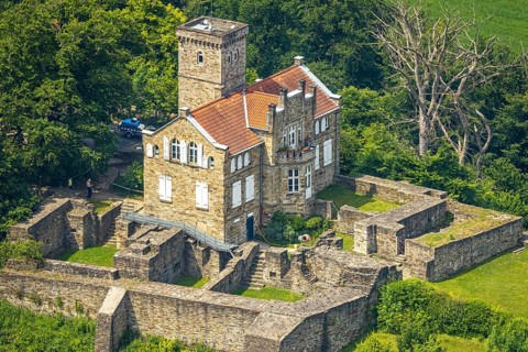 Aerial view, Isenburg (Isenberg Castle), castle ruins on the Isenberg, Hattingen, Ruhr area, North