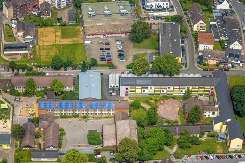 Aerial view, Berufskolleg Hattingen and Gemeinschaftsgrundschule, GGS Bruchfeld roof with solar
