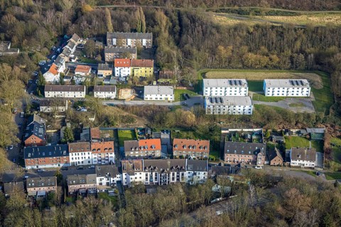 Aerial view, residential area and refugee homes on Katernberger Straße, Feldmark, Gelsenkirchen,