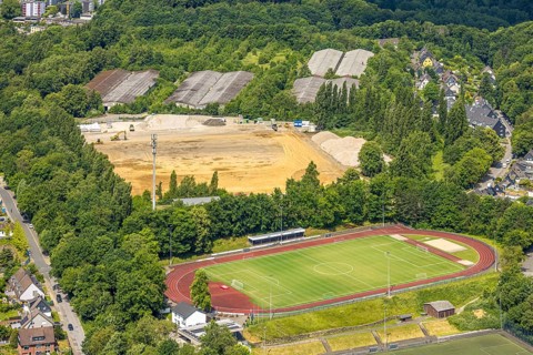 Aerial view, fallow land after demolition THW Areal Logistikzentrum Talburgstraße, football stadium