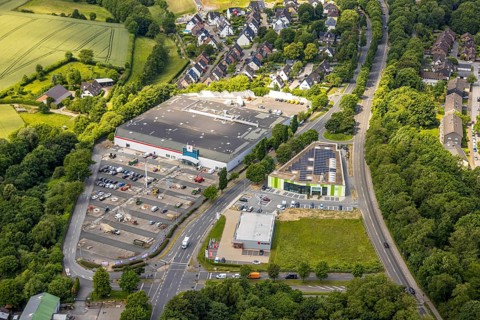 Aerial view, Kaufland supermarket with car park, new building Raiffeisen-Markt Heiligenhaus garden