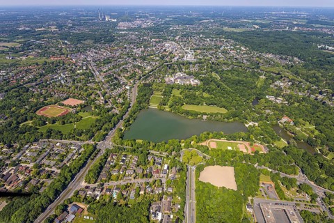 Aerial view, Berger See and neighbouring Schloss Berge with castle park, moated castle and hotel,