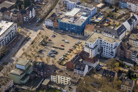 Aerial view, Glückauf Center Gladbeck shopping centre and market square with car parks, Gladbeck,