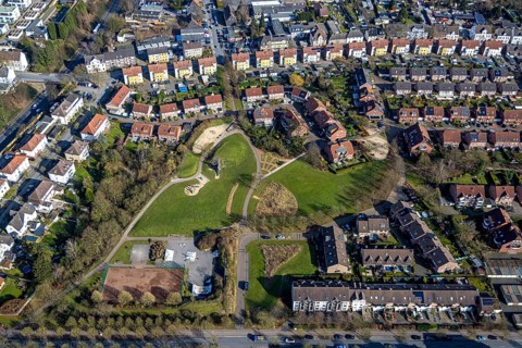 Aerial view, Bürgerpark with playground, residential area between Landstraße and Horster Straße,