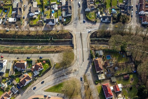 Aerial view, bridge Arenbergstraße over pipelines and railway line, road traffic, Rentfort,