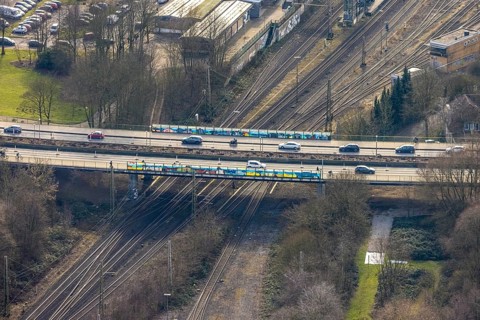 Aerial view, Europe bridge over railway line, Rentfort, Gladbeck, Ruhr area, North