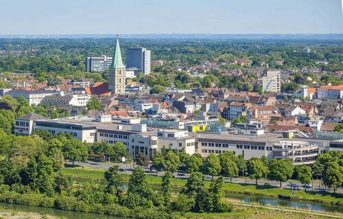 Aerial view, view from the Datteln-Hamm canal to the city centre, Allee-Center and Pauluskirche,