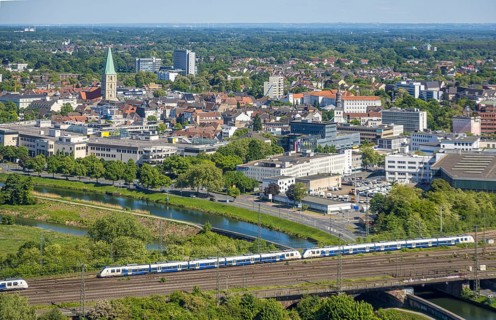Aerial view, view from the Datteln-Hamm canal to the city centre, Allee-Center and Pauluskirche,