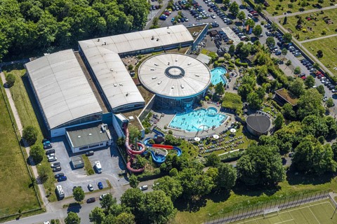 Aerial view, outdoor pool Maximare, saltwater pool, summer, Hamm-Mitte, bathers, sunbathers, Hamm,