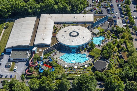 Aerial view, outdoor pool Maximare, saltwater pool, summer, Hamm-Mitte, bathers, sunbathers, Hamm,