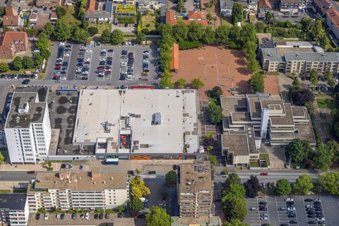 Aerial view, Rathaus-Center and Höveler Markt, Bürgeramt Terrassenhaus, car parks, high-rise