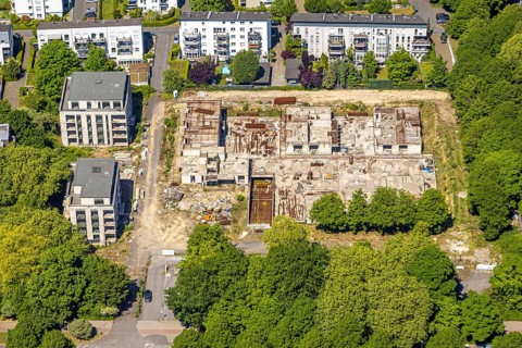 Aerial view, construction site and new apartment blocks on Goldbergstraße, ruins, Buer,