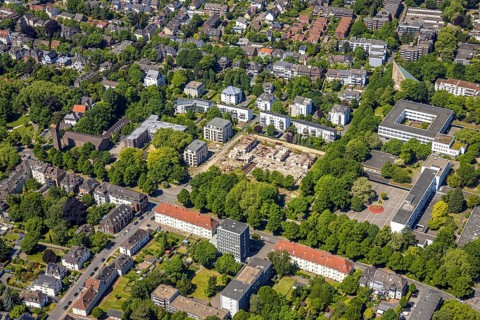 Aerial view, construction site and new apartment blocks on Goldbergstraße, ruins, Buer,