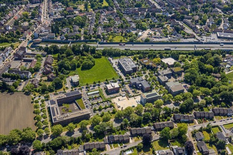 Aerial view, Schloss Berge office park with Gelsenkirchen tax office, Ludwig-Erhard-Straße