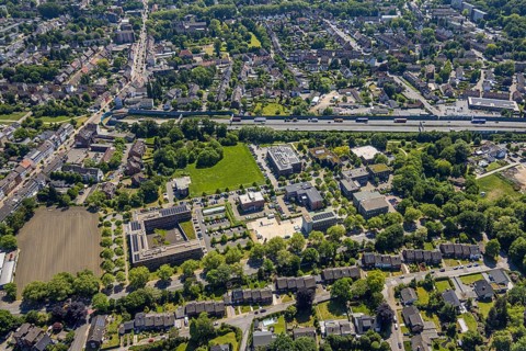 Aerial view, Schloss Berge office park with Gelsenkirchen tax office, Ludwig-Erhard-Straße