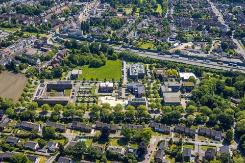 Aerial view, Schloss Berge office park with Gelsenkirchen tax office, Ludwig-Erhard-Straße
