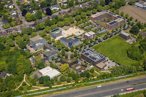 Aerial view, Schloss Berge office park with Gelsenkirchen tax office, Ludwig-Erhard-Straße