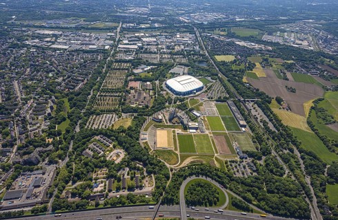 Aerial view, Berger Feld, Schalke Arena Park with Veltins Arena football stadium, Erle,