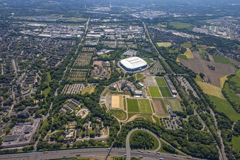 Aerial view, Berger Feld, Schalke Arena Park with Veltins Arena football stadium, Erle,