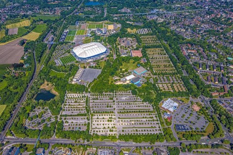Aerial view, Berger Feld, Schalke Arena Park with Veltins Arena football stadium, Erle,