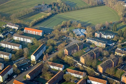 Aerial view, Heilig Kreuz catholic kindergarten, Herringen district, Hamm, Ruhr area, North