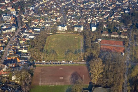 Aerial view, Glück-Auf-Stadion (Glückaufstadion) football stadium and tennis courts, sports