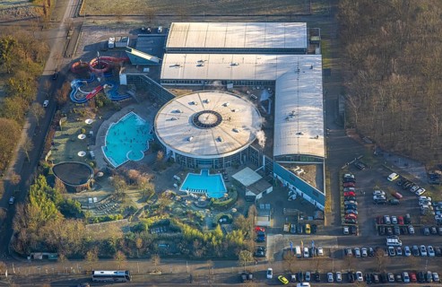 Aerial view, Maximare adventure pool with indoor and outdoor pools, slides, aqua fitness
