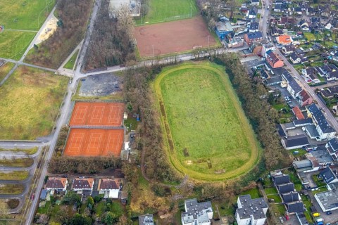 Aerial view, sports ground Glück-Auf-Stadion and tennis courts Tennisclub Herringen 1956 e. V. am