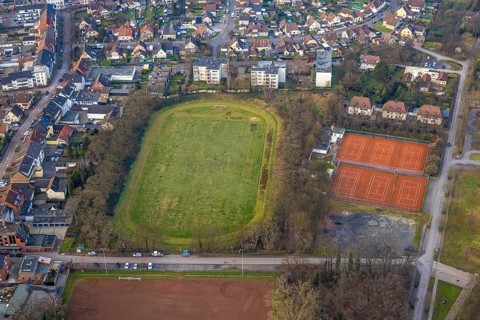 Aerial view, sports ground Glück-Auf-Stadion and tennis courts Tennisclub Herringen 1956 e. V.,