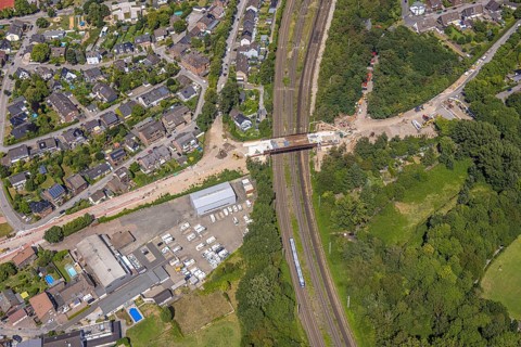 Aerial view, construction site with new bridge An der Cölve over railway tracks, Moers-Schwafheim,