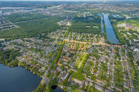 Aerial view, Duisburg-South with railway workers' housing estate Wedau, regatta course, sports park
