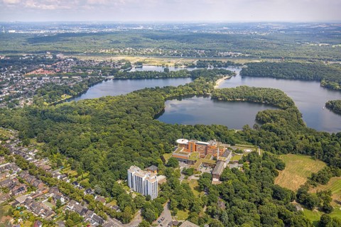 Aerial view, BG Klinikum Duisburg, BMI air rescue station, helipad and rescue helicopter, at the