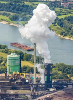 Aerial view, Hüttenwerke Krupp Mannesmann HKM, gasometer and river Rhine, smoke cloud, Hüttenheim,