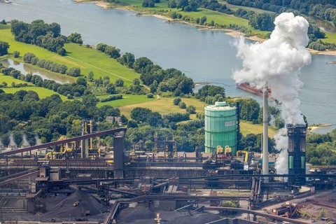 Aerial view, Hüttenwerke Krupp Mannesmann HKM, gasometer and river Rhine, smoke cloud, Hüttenheim,