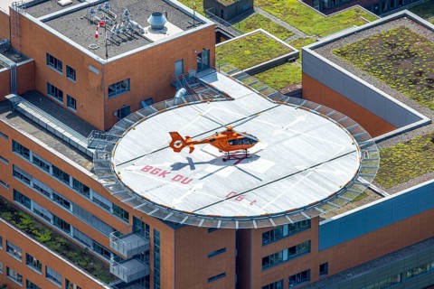 Aerial photo, BG Klinikum Duisburg, BMI air rescue station, helipad and rescue helicopter,