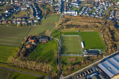 Aerial view, football stadium sports facility TuS Germania Lohauserholz-Daberg, Pelkum district,