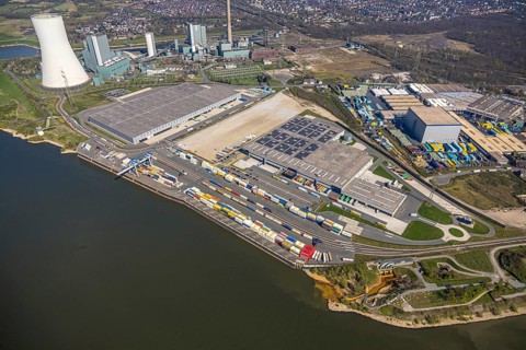 Aerial view, Duisburg-Nord, duisport logport VI Walsum, logport 6, STEAG Walsum power plant on the