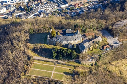 Aerial view, Hohenlimburg Castle and Castle Park, Hohenlimburg, Hagen, Ruhr area, North