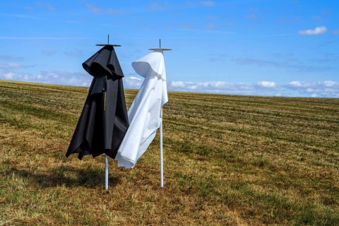 The Installation Bride and Groom and Folks by Jean Boskja Missler, 12th international wind art