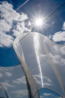 The installation Aurora by Kirsten Sauer (kisa.), 12th international wind art festival 2025,