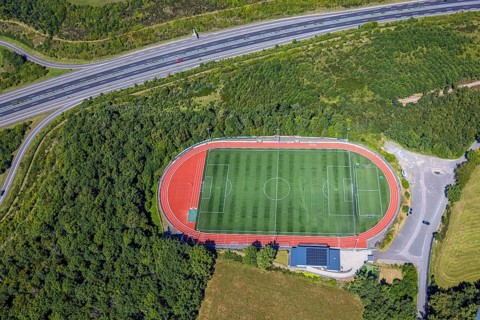 Aerial view, football stadium Sportanlage FSV Gerlingen e.V., on the A4 motorway, Gerlingen,