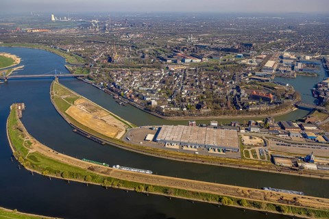 Aerial view, duisport harbour Duisburg, district Ruhrort, Vinckekanal forwarding island and