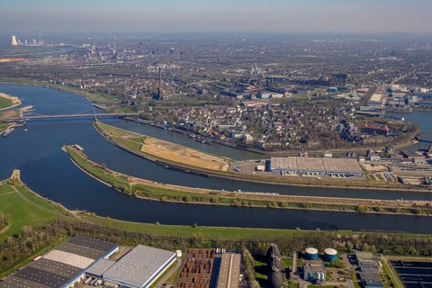 Aerial view, duisport harbour Duisburg, district Ruhrort, Vinckekanal forwarding island and