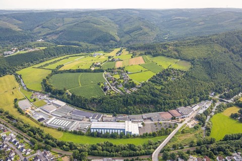 Aerial view, commercial area Im Langel at the edge of the forest, nature reserve Auf'm cock