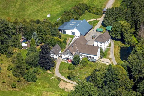 Aerial view, social institution meeting centre Haus Petra in Johanneswerk Wohnverbund Oberes