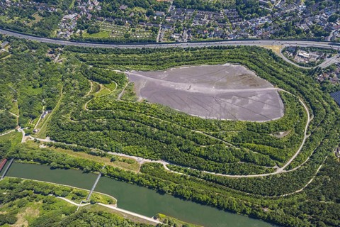 Aerial view, Schurenbach slag heap, Bramme sculpture for the Ruhr region by the artist Richard