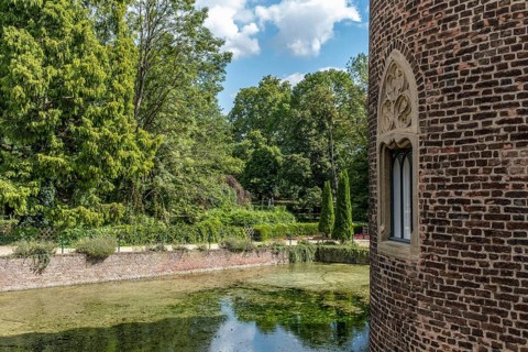 Castle moat and castle park Paffendorf, Paffendorf, North Rhine-Westphalia, Germany