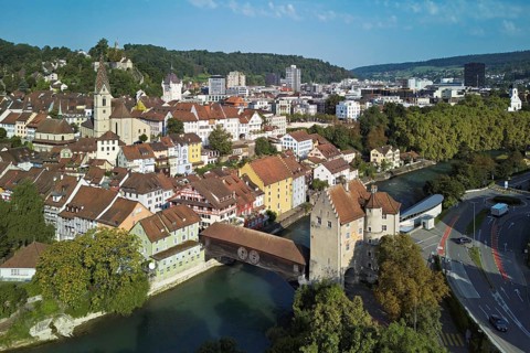 View of the old town with the parish church of Maria Himmelfahrt, in the background the ruins of